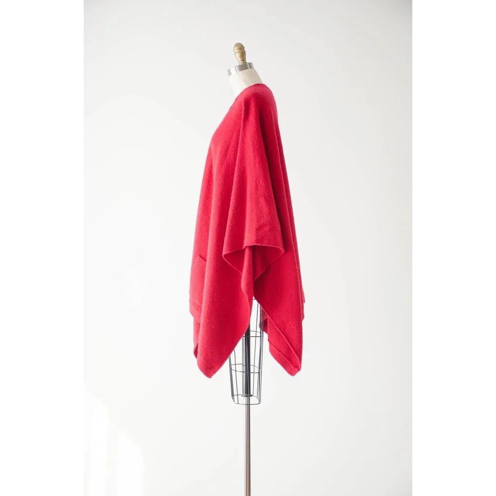 Pierre‎ Cardin red wool cape wool dark academia cottagecore sweater poncho